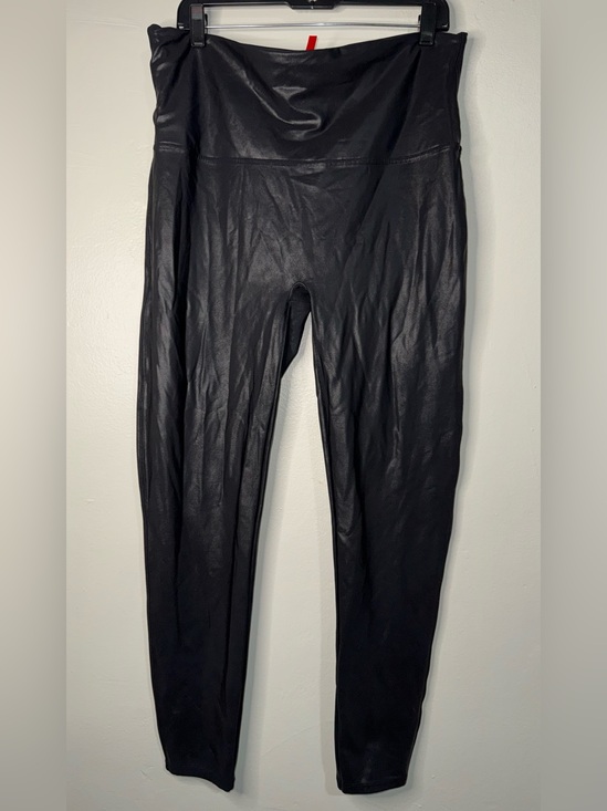 SPANX Pants - SPANX Black Leggings with Red Brand Tag